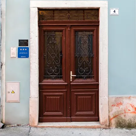 Rm With Terrace Apartman Rovinj