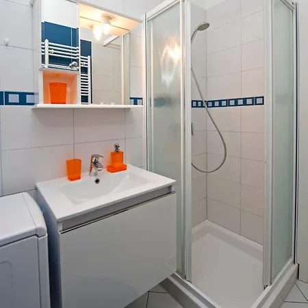 Apartman Rm With Terrace