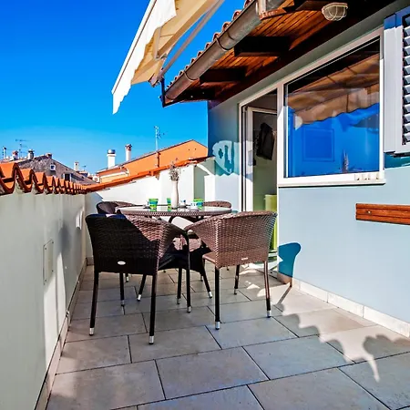 Rm With Terrace Daire Rovinj